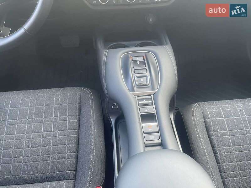 Внедорожник / Кроссовер Honda ZR-V 2023 в Днепре фото 6 Внедорожник / Кроссовер Honda ZR-V 2023 в Днепре