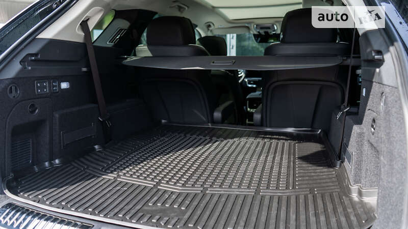 Внедорожник / Кроссовер Hongqi E-HS9 2022 в Львове