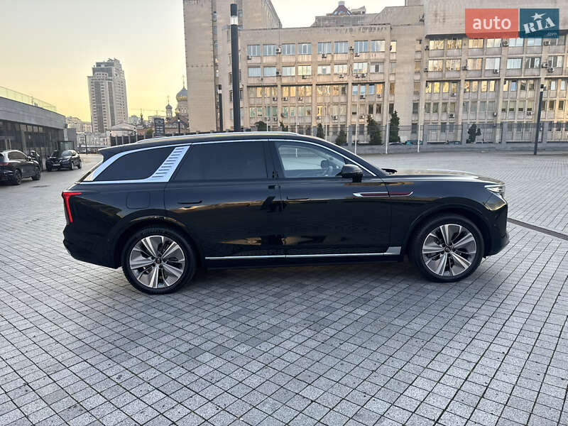 Позашляховик / Кросовер Hongqi E-HS9 2022 в Києві