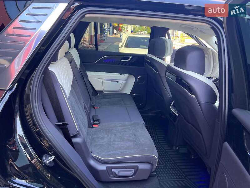 Внедорожник / Кроссовер Hongqi E-HS9 2022 в Львове