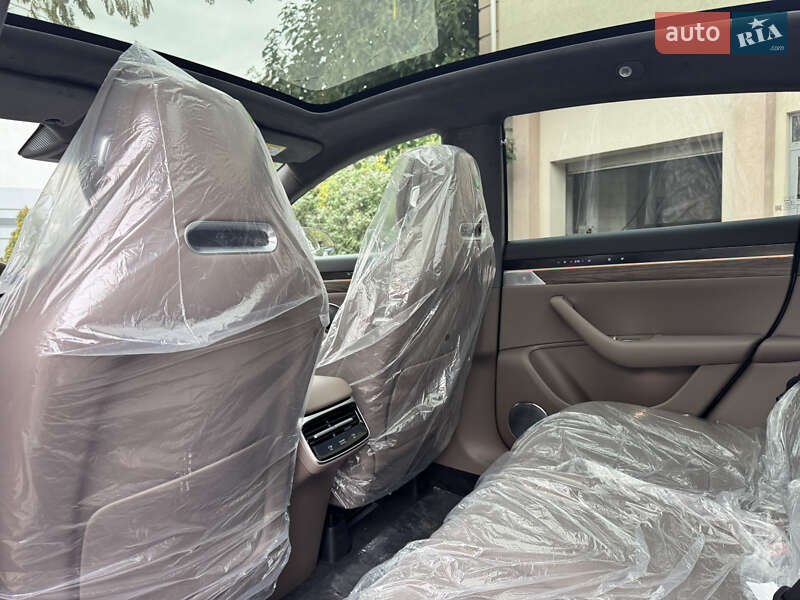 Внедорожник / Кроссовер Huawei Luxeed R7 2025 в Одессе