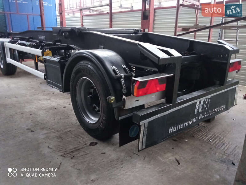 Контейнеровоз Hueffermann HSA 2002 в Житомирі