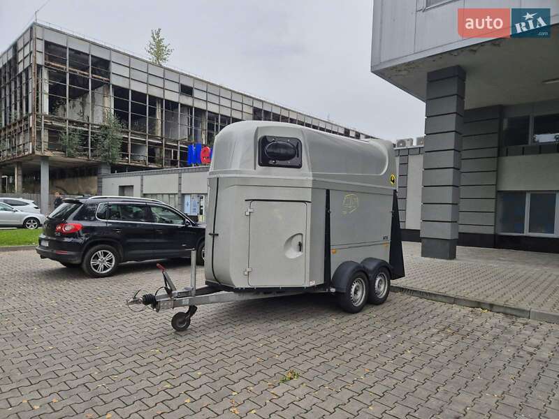 Для перевозки животных - прицеп Humbaur Maximus 2008 в Киеве фото 2 Для перевозки животных - прицеп Humbaur Maximus 2008 в Киеве