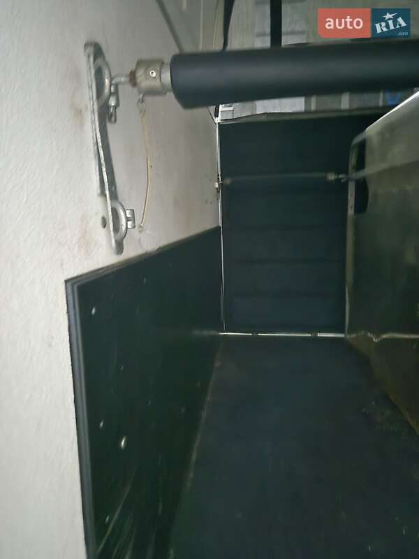 Для перевозки животных - прицеп Humbaur Maximus 2008 в Киеве фото 13 Для перевозки животных - прицеп Humbaur Maximus 2008 в Киеве
