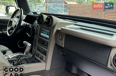 Внедорожник / Кроссовер Hummer H2 2003 в 