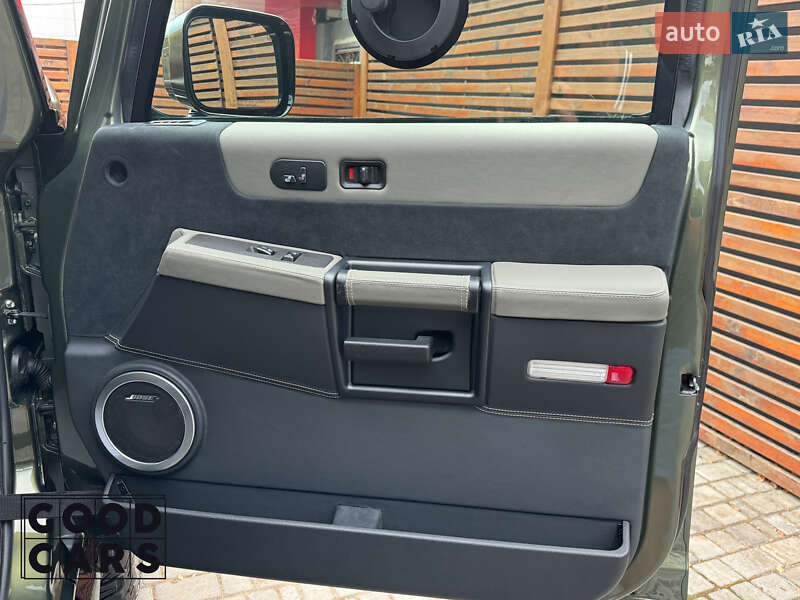 Внедорожник / Кроссовер Hummer H2 2003 в Одессе