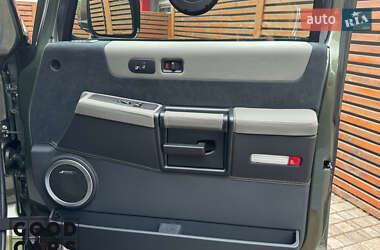 Внедорожник / Кроссовер Hummer H2 2003 в 