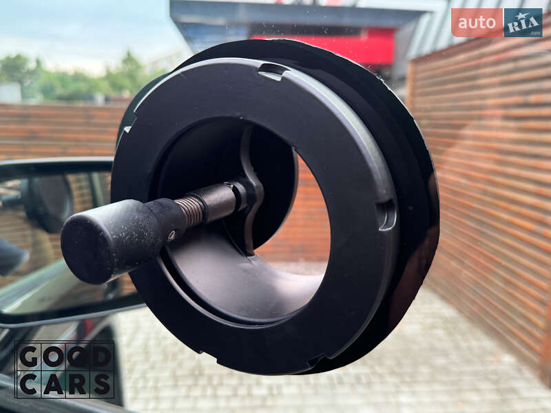 Внедорожник / Кроссовер Hummer H2 2003 в Одессе