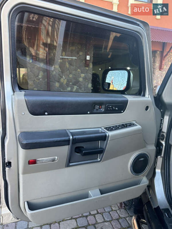 Внедорожник / Кроссовер Hummer H2 2003 в Тернополе фото 9 Внедорожник / Кроссовер Hummer H2 2003 в Тернополе