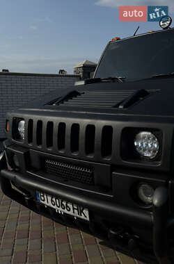 Внедорожник / Кроссовер Hummer H2 2003 в 
