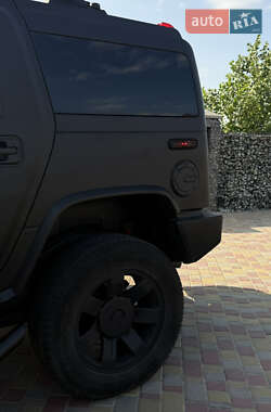 Внедорожник / Кроссовер Hummer H2 2003 в 