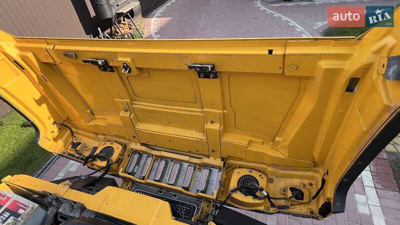 Внедорожник / Кроссовер Hummer H2 2003 в Андрушевке фото 12 Внедорожник / Кроссовер Hummer H2 2003 в Андрушевке