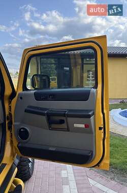 Внедорожник / Кроссовер Hummer H2 2003 в 