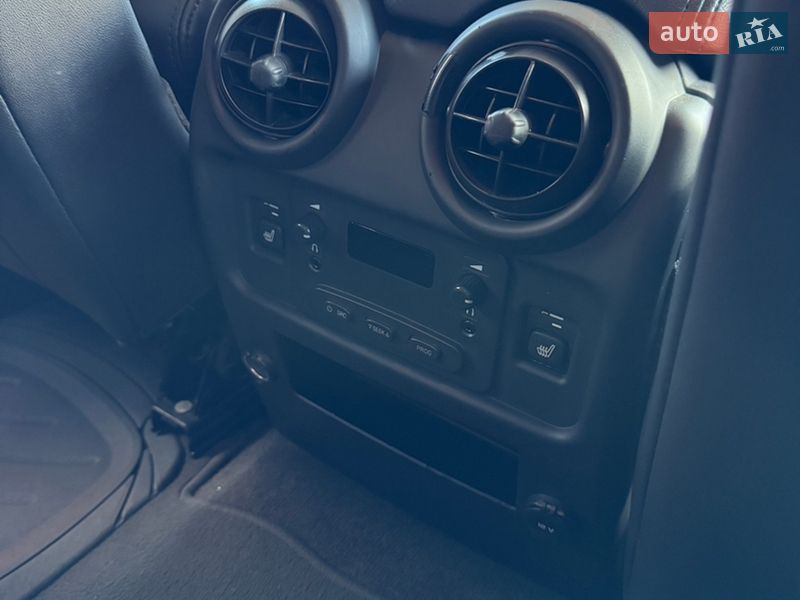 Внедорожник / Кроссовер Hummer H2 2005 в Киеве фото 11 Внедорожник / Кроссовер Hummer H2 2005 в Киеве