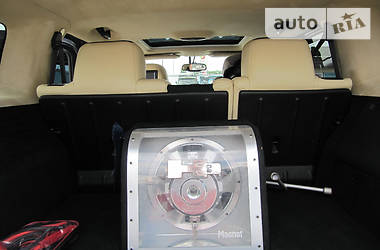 Внедорожник / Кроссовер Hummer H3 2006 в 