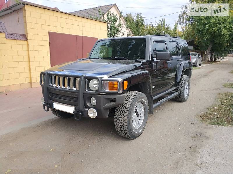 Hummer H3 2006 года