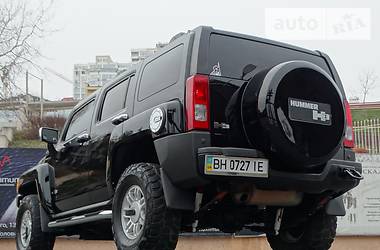 Внедорожник / Кроссовер Hummer H3 2007 в 