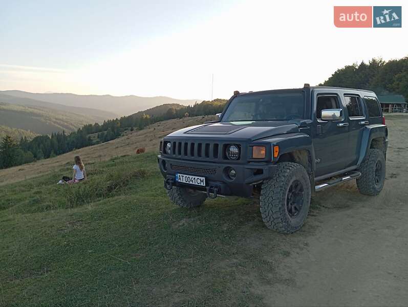 Внедорожник / Кроссовер Hummer H3 2006 в 