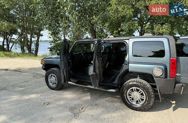 Внедорожник / Кроссовер Hummer H3 2010 в 