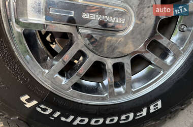 Внедорожник / Кроссовер Hummer H3 2010 в 