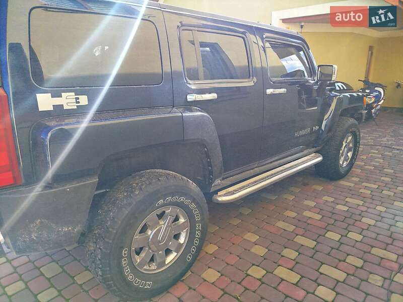 Позашляховик / Кросовер Hummer H3 2006 в Володимирі фото 10 Позашляховик / Кросовер Hummer H3 2006 в Володимирі