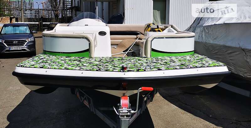 Катер Hurricane Fundeck 2013 в Киеве