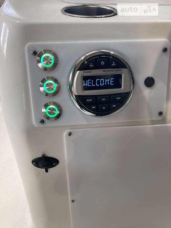 Катер Hurricane Fundeck 2013 в Киеве