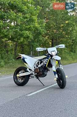 Мотоцикл Супермото (Motard) Husqvarna 701 Supermoto 2017 в Олевске