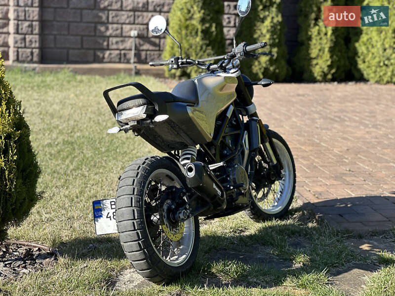 Мотоцикл Без обтікачів (Naked bike) Husqvarna Svartpilen 401 2019 в Рівному