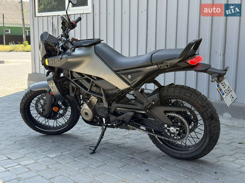 Мотоцикл Без обтікачів (Naked bike) Husqvarna Svartpilen 2024 в Кам'янець-Подільському