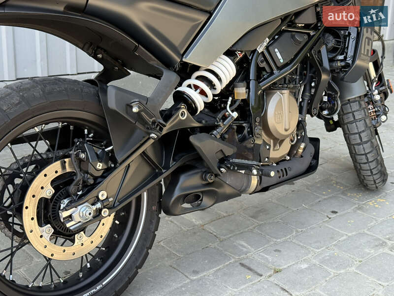 Мотоцикл Без обтікачів (Naked bike) Husqvarna Svartpilen 2024 в Кам'янець-Подільському