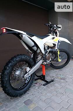 Мотоцикл Внедорожный (Enduro) Husqvarna TE 300 2020 в 