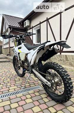 Мотоцикл Внедорожный (Enduro) Husqvarna TE 300 2022 в 