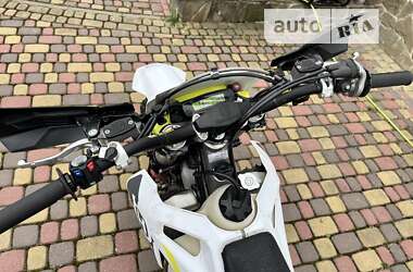 Мотоцикл Внедорожный (Enduro) Husqvarna TE 300 2022 в 