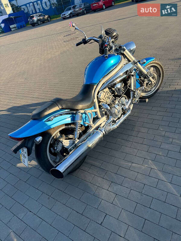 Hyosung Aquila 650 2006