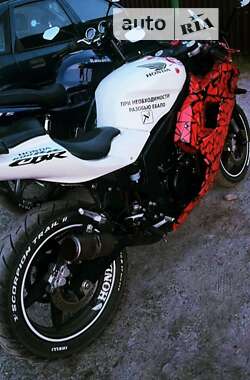 Спортбайк Hyosung GT 250R 2012 в 