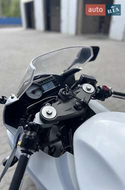 Спортбайк Hyosung GT 250R 2010 в 