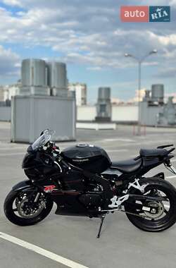 Мотоцикл Спорт-туризм Hyosung GT 250R 2011 в 