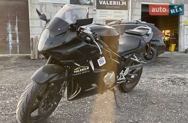 Спортбайк Hyosung GT 650R 2007 в 