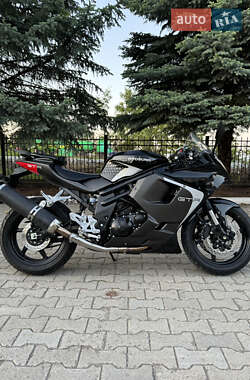 Мотоцикл Спорт-туризм Hyosung GT 650R 2013 в 