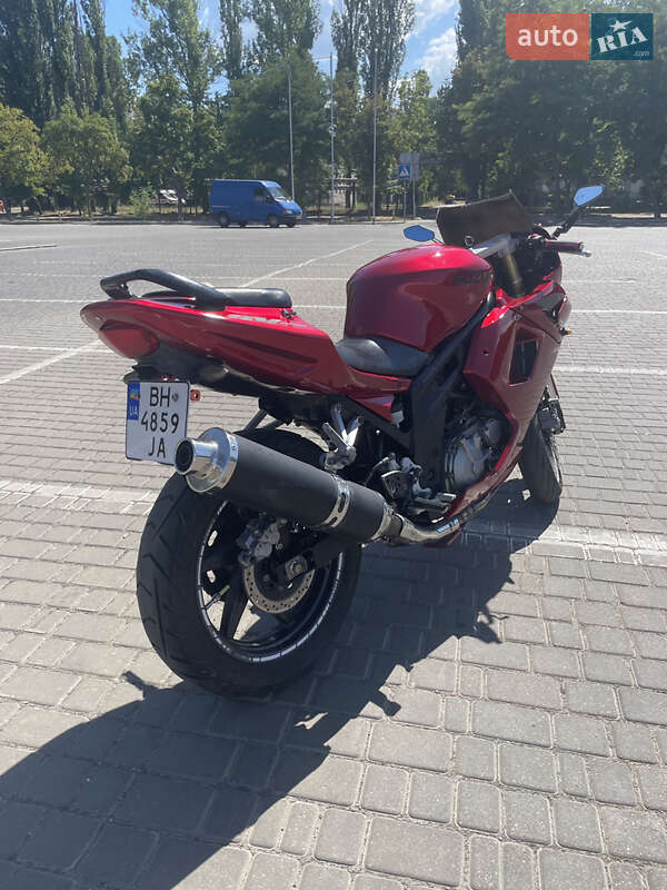 Спортбайк Hyosung GT 650R 2006 в Одессе фото 9 Спортбайк Hyosung GT 650R 2006 в Одессе