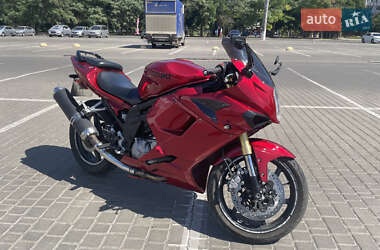 Спортбайк Hyosung GT 650R 2006 в 