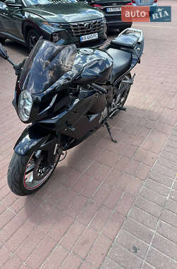 Спортбайк Hyosung GT 650R 2007 в Киеве