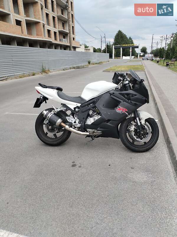 Спортбайк Hyosung GT 650R 2006 в Звягеле