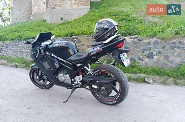 Спортбайк Hyosung GT 650R 2007 в 