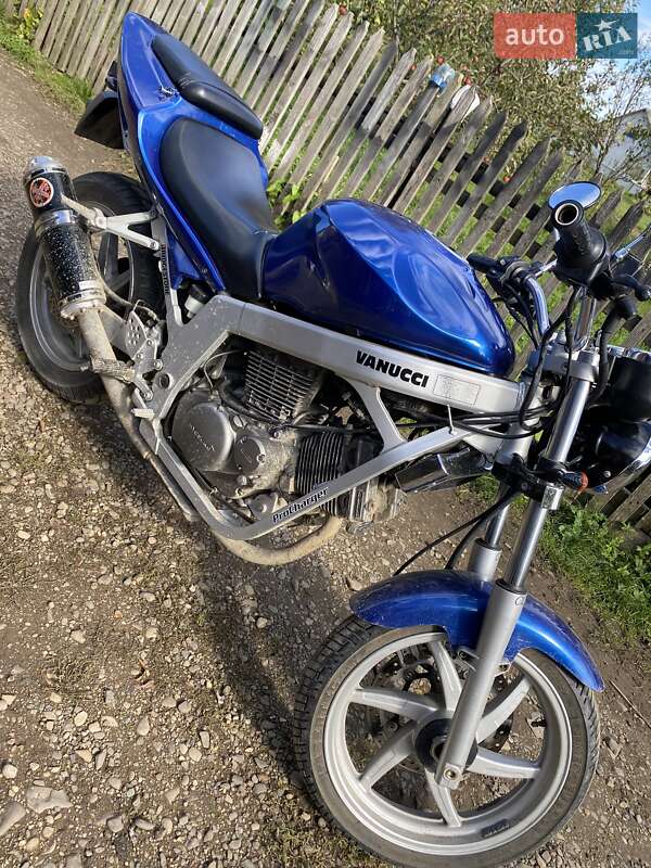 Мотоцикл Классік Hyosung GT 2000 в Чернівцях