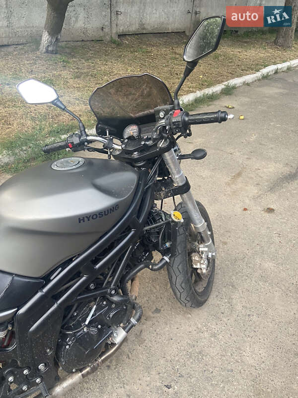 Спортбайк Hyosung GT 2006 в Кропивницком
