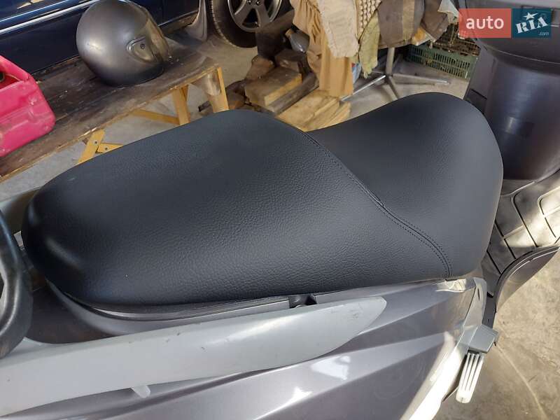 Макси-скутер Hyosung MS3 250 2007 в Боярке фото 18 Макси-скутер Hyosung MS3 250 2007 в Боярке