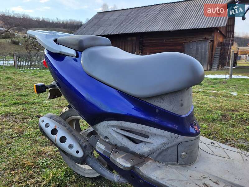 Скутер Hyosung SF 2010 в Рожнятові
