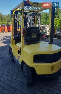 Вилочный погрузчик Hyster H 2002 в 